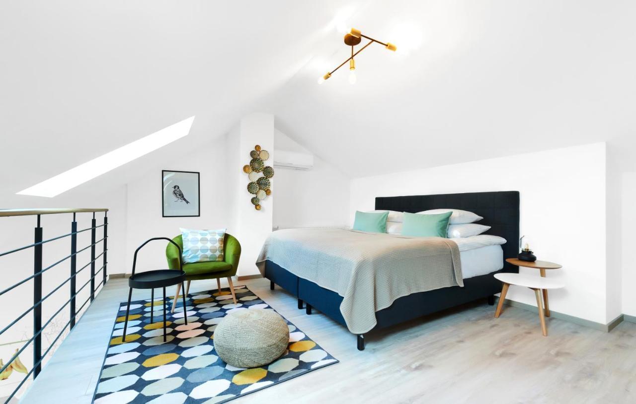 Apartament Honest Smichov *