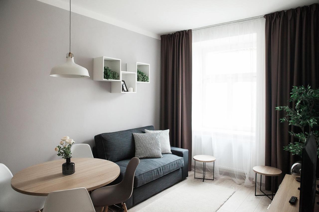 Honest Smichov Apartment Prag